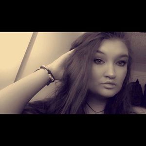 Meet your Posher, Akira